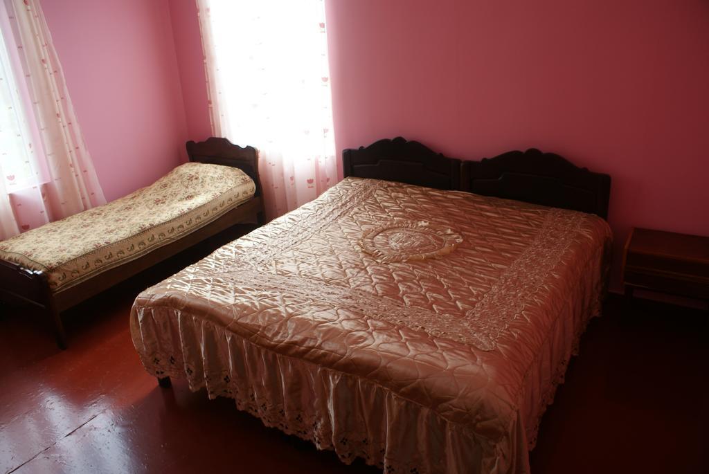 Merabi And Neli Guest House Machindżauri Pokój zdjęcie