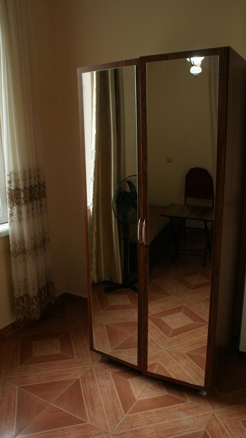 Merabi And Neli Guest House Machindżauri Zewnętrze zdjęcie